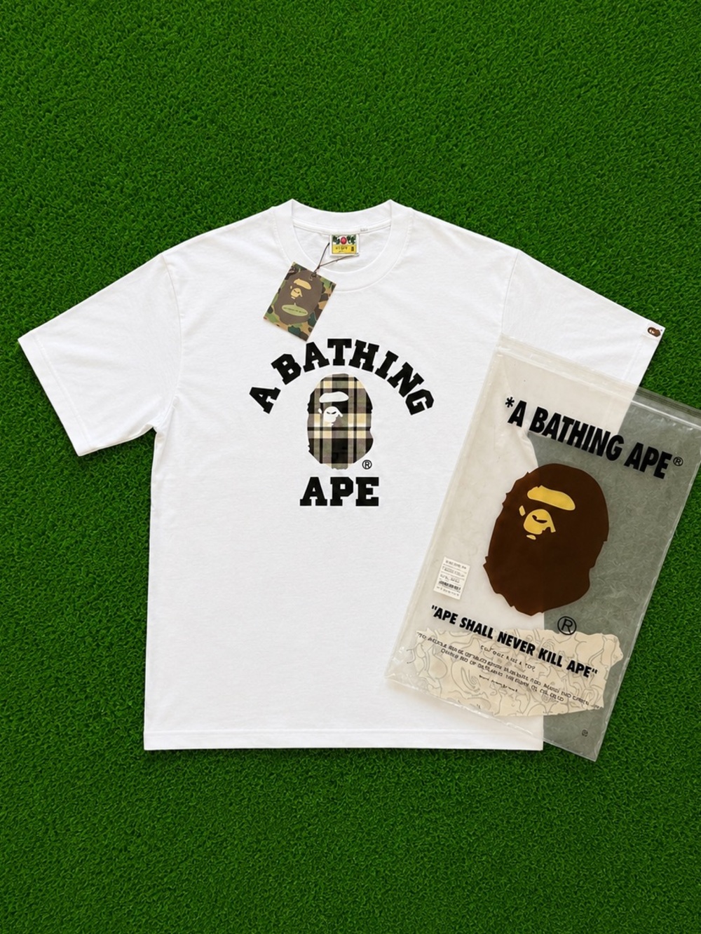 A Bathing Ape BAPE White College Tee Size Medium